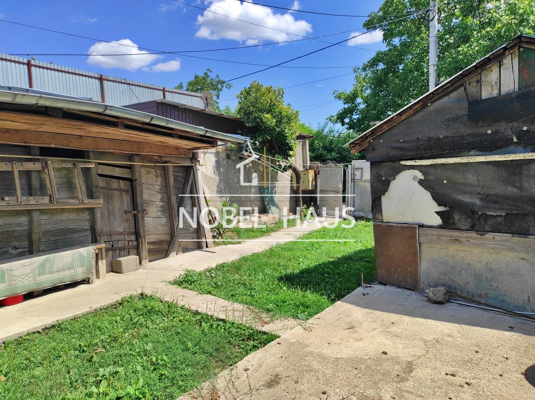 Teren intravilan Barlad, 707 mp, zona ultracentrala, str Bradului