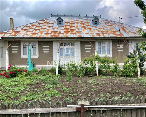 Comision 0%, Casa batraneasca si teren intravilan, in sat Carja, jud Vaslui