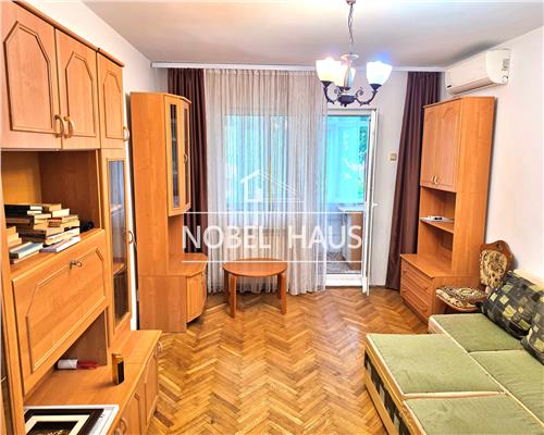 Apartament 2 camere, etajul 1, zona Scoala 8
